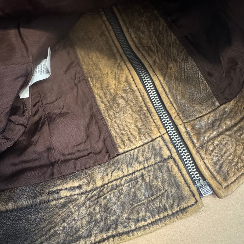 Detailansicht: Sourced limited accessories and clothes Miss Sixty stylish women's leather jacket – Logo, Nähte oder Material