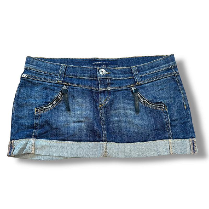 Detailansicht: Sourced limited accessories and clothes Miss Sixty Y2K summer skirt – Logo, Nähte oder Material