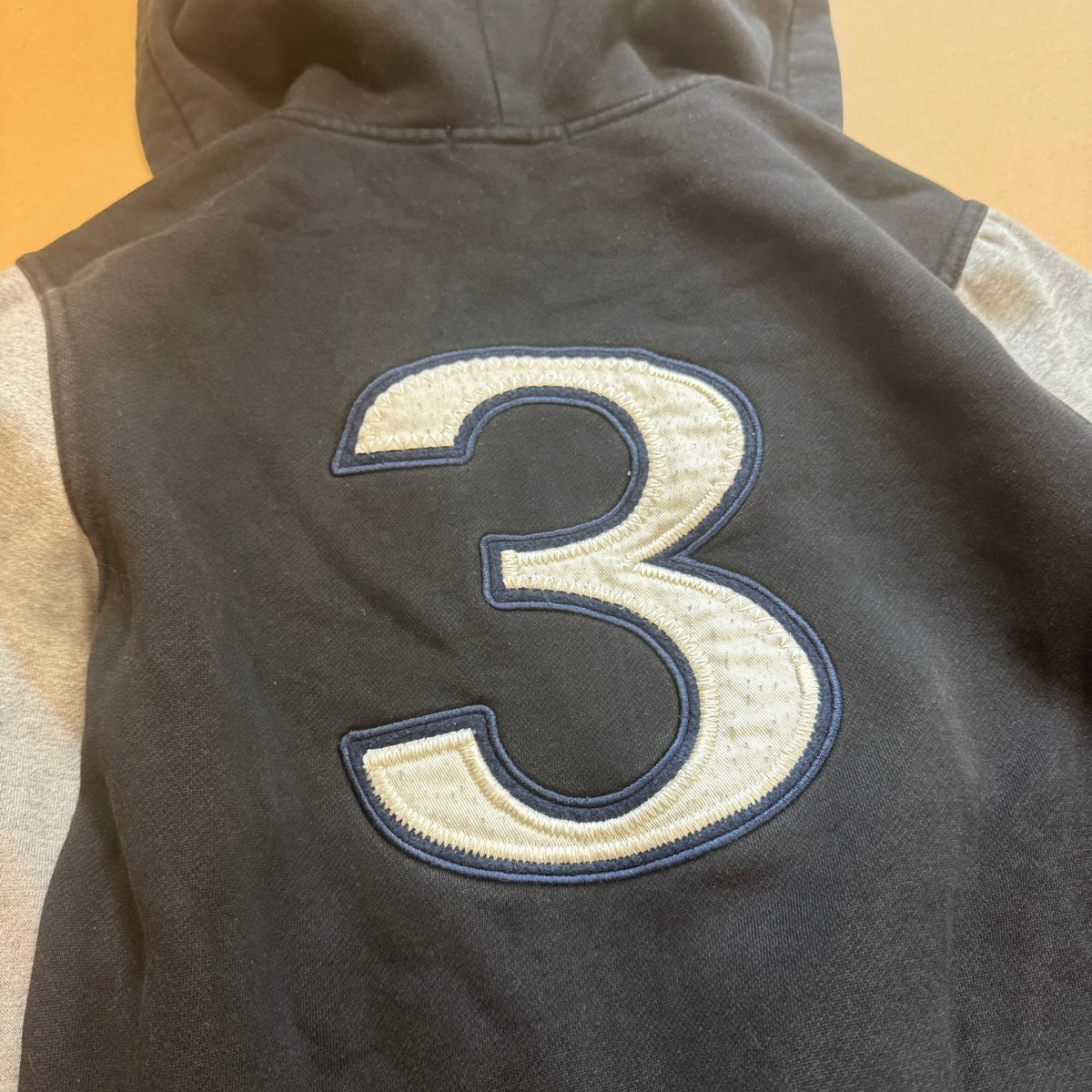 Monte Carlo vintage zip-up hoodie – Close-up 4