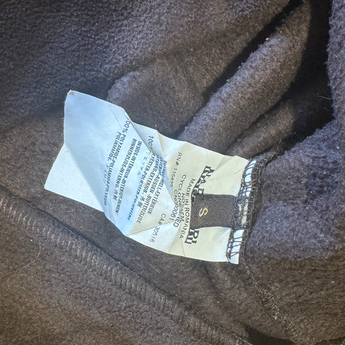 Napapijri brown fleece quarter zip – Close-up 4