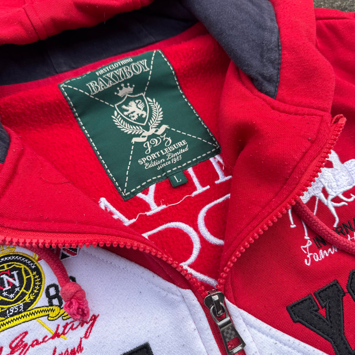 New York Polo by Baxyboy zipped hoodie – Close-up 2