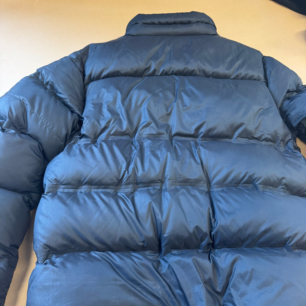 Nike ACG black puffer down jacket – Close-up 6