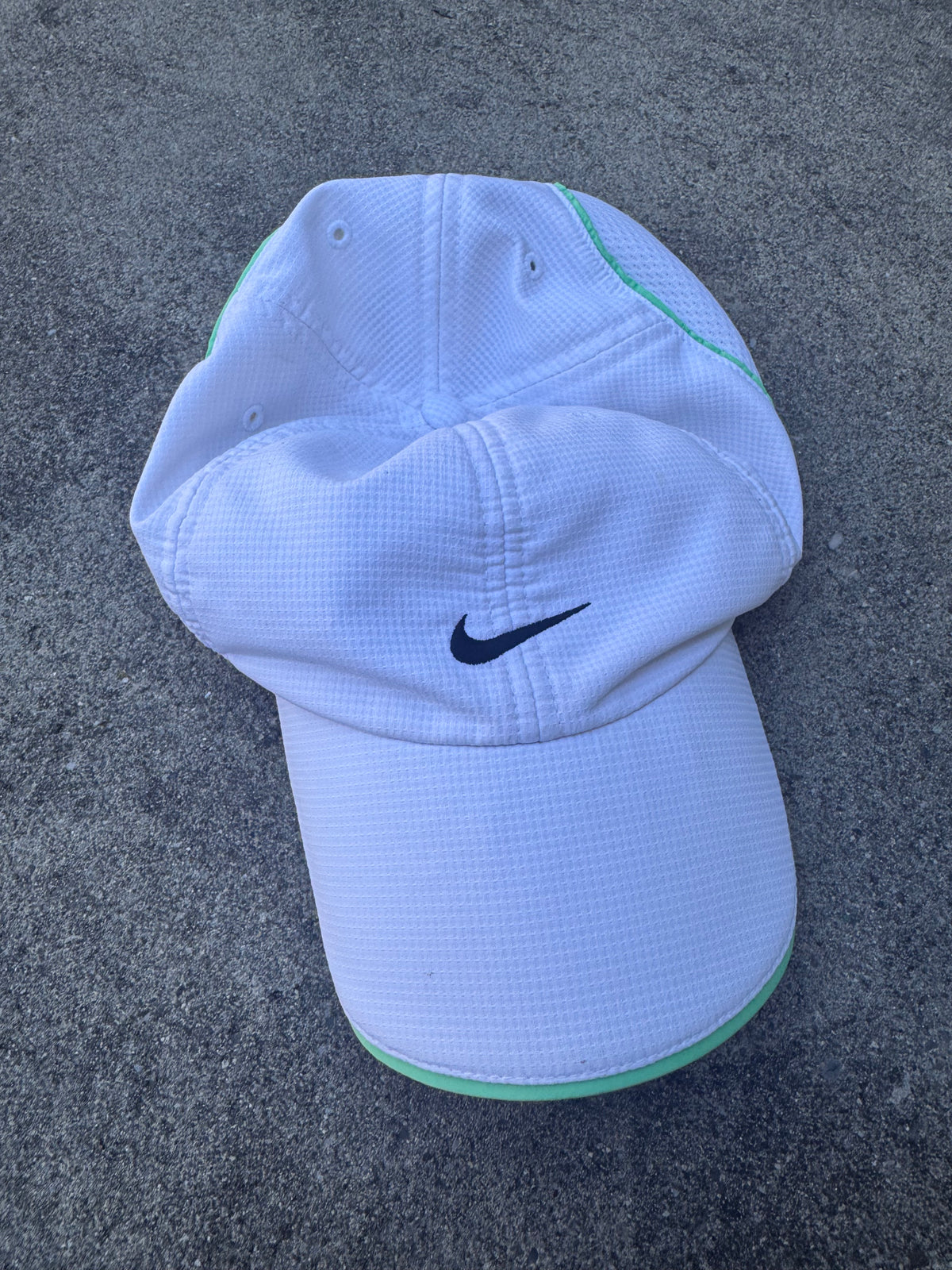 Nike Dry Fit sportswear 00s cap – Close-up 5