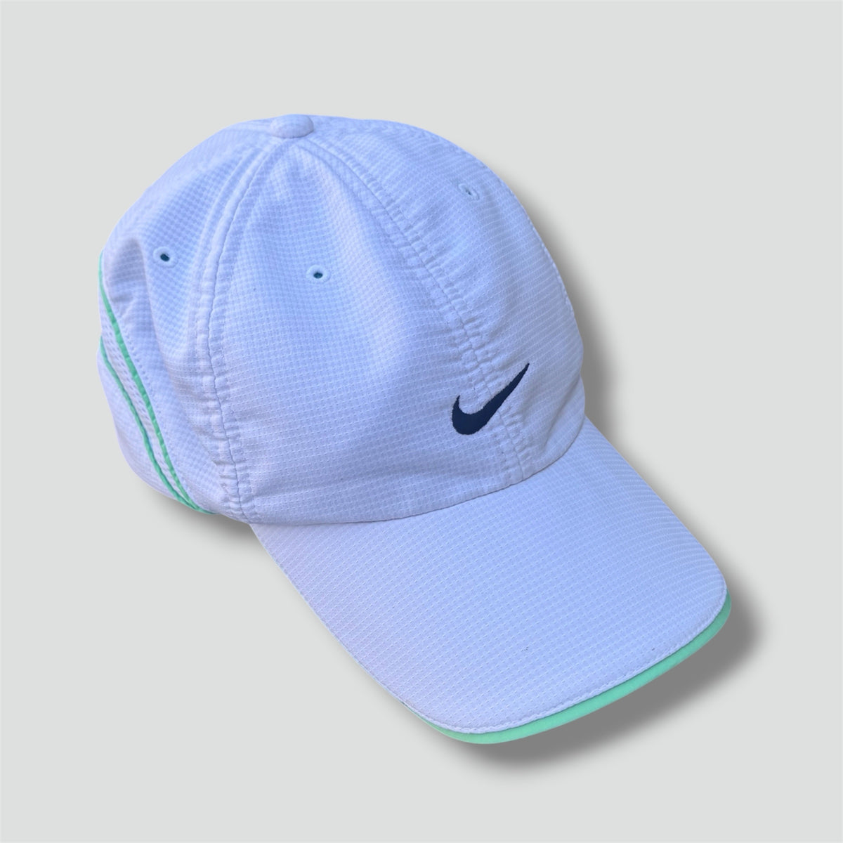 Nike Dry Fit sportswear 00s cap