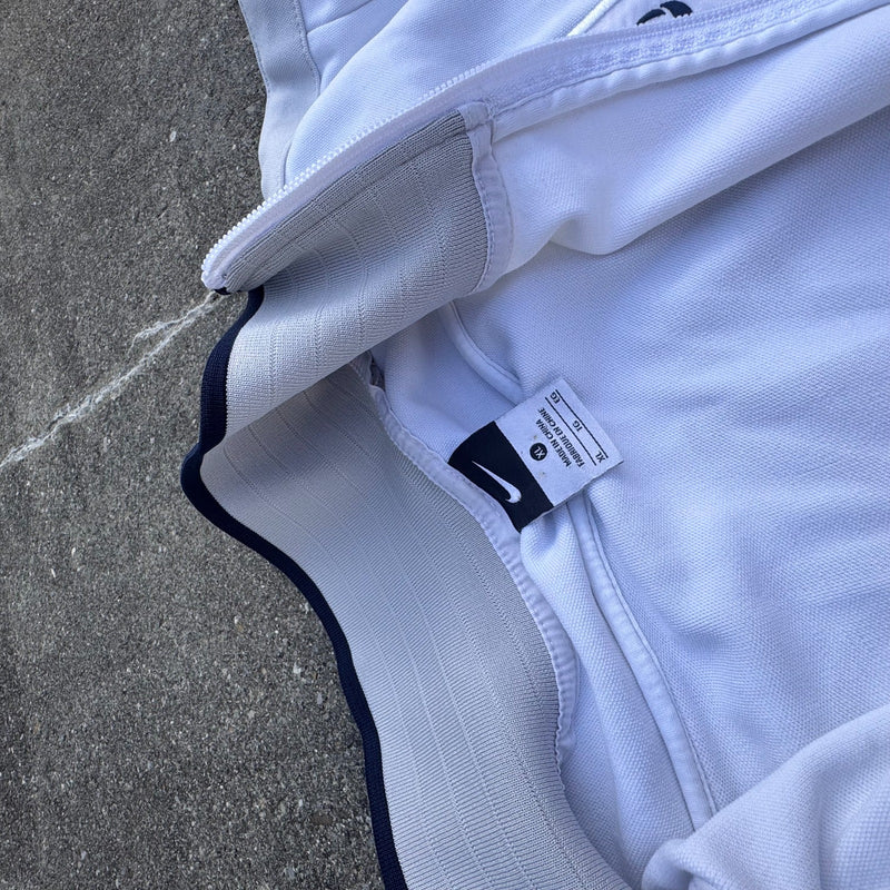 Detailansicht: Sourced limited accessories and clothes Nike France FFF streetwear 00s track jacket – Logo, Nähte oder Material