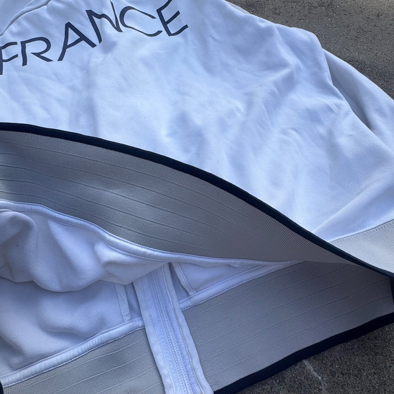 Detailansicht: Sourced limited accessories and clothes Nike France FFF streetwear 00s track jacket – Logo, Nähte oder Material