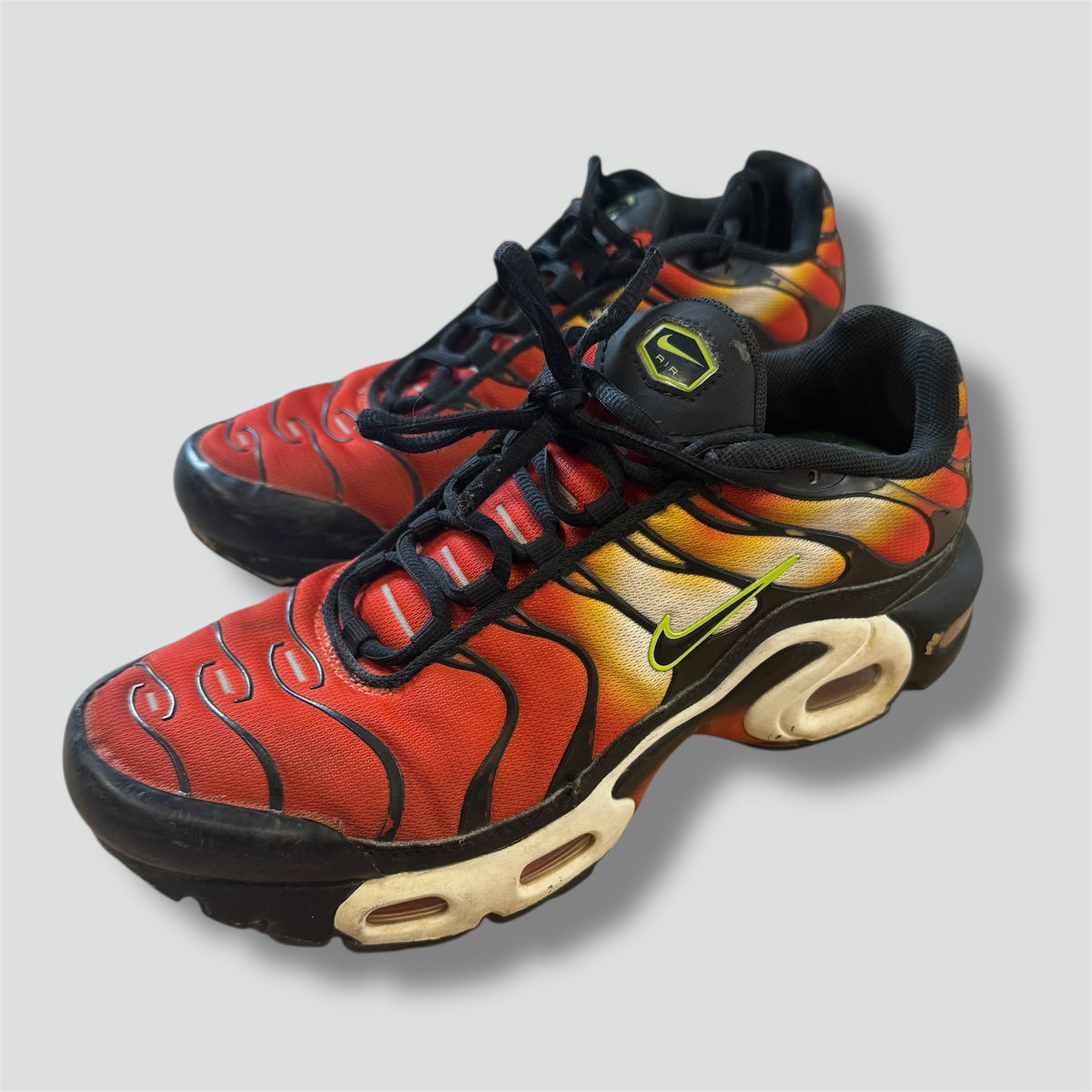 Nike red TN Tigers