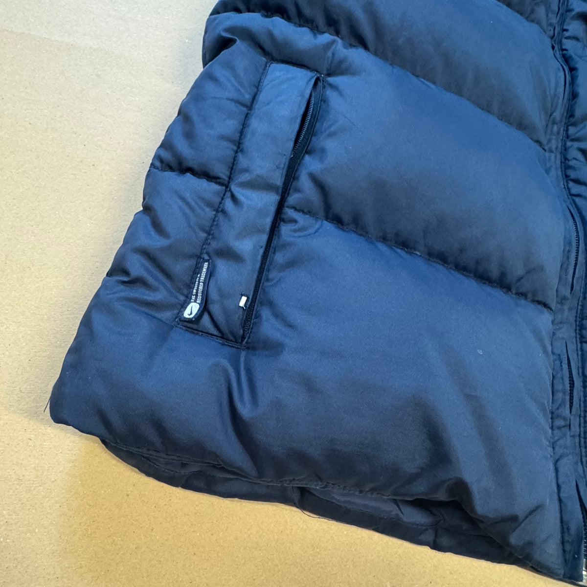 Nike streetwear style blue puffer vest – Close-up 3