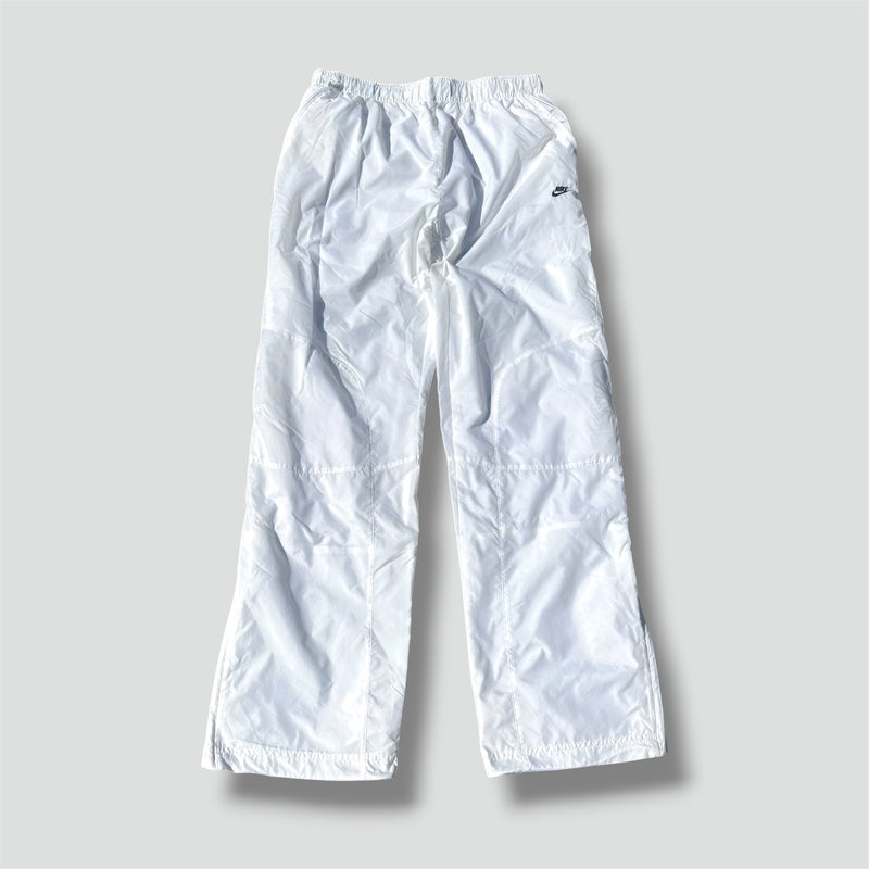 Sourced limited accessories and clothes Nike streetwear white baggy track pants – Secondhand Streetwear