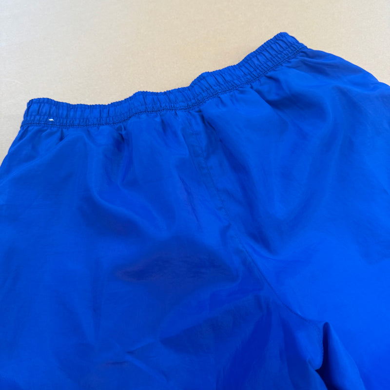 Detailansicht: Sourced limited accessories and clothes Nike TN baggy trackpants – Logo, Nähte oder Material