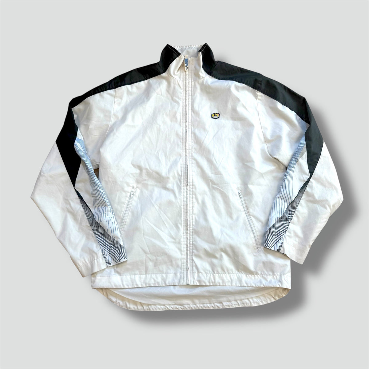 Nike TN track jacket streetwear style