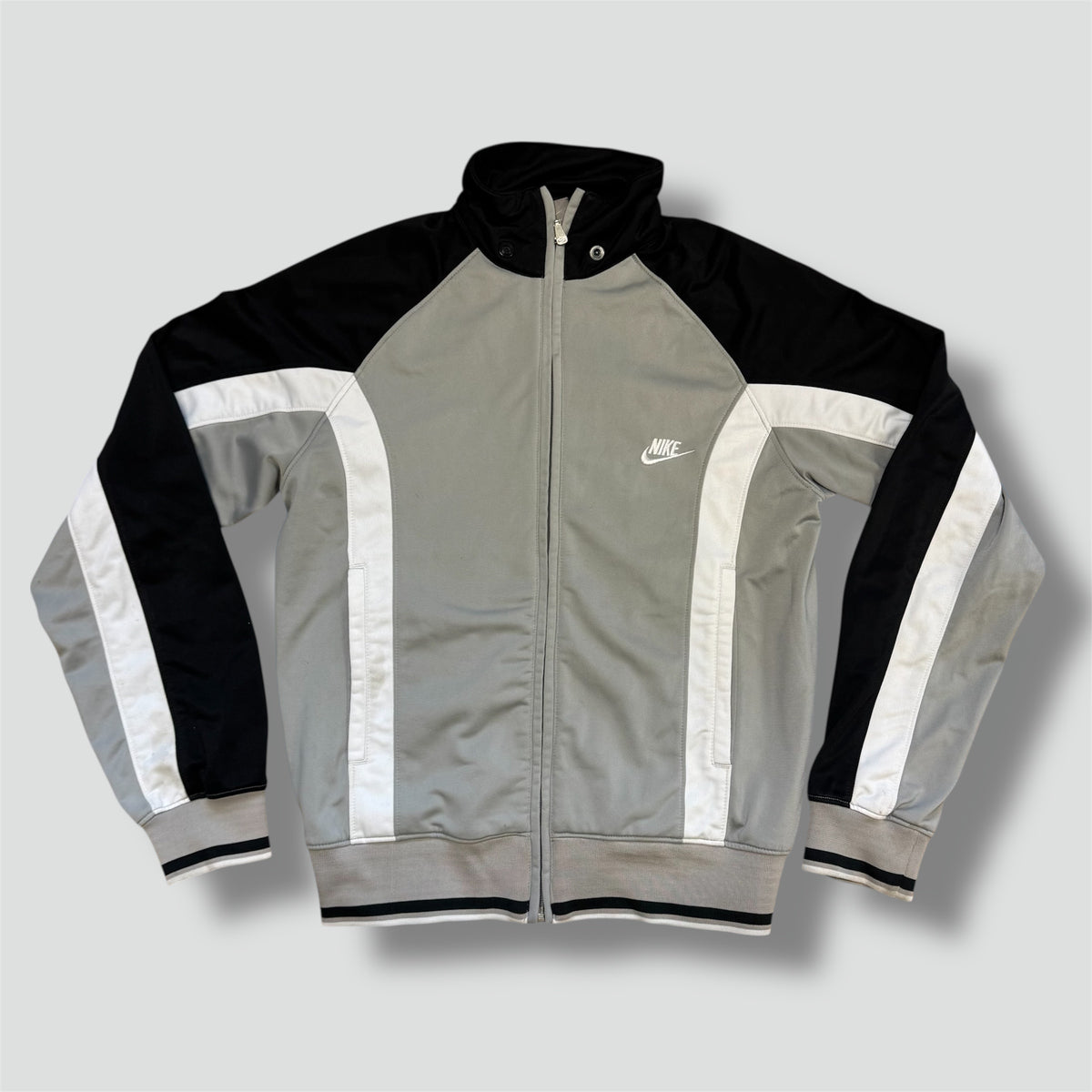 Nike vintage 90s grey track jacket