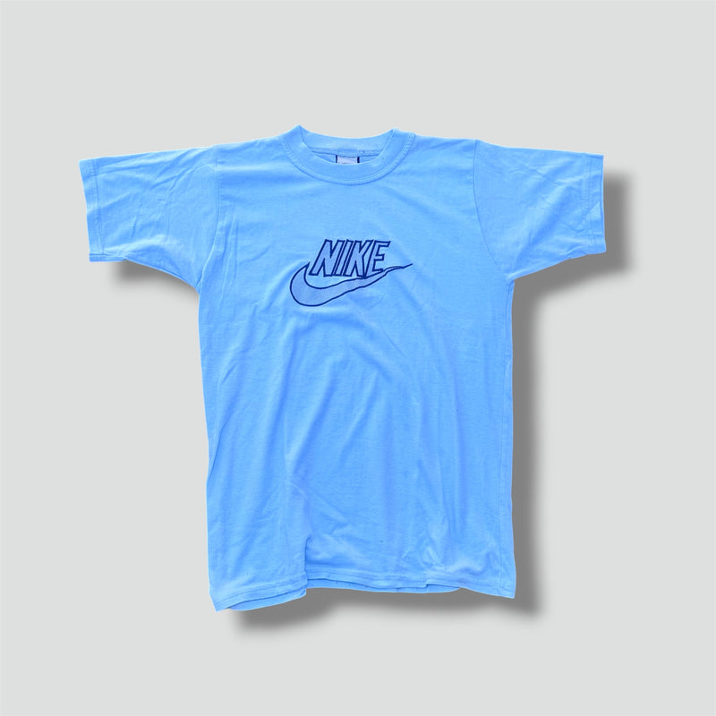 Sourced limited accessories and clothes Nike vintage sky blue T-shirt – Secondhand Streetwear