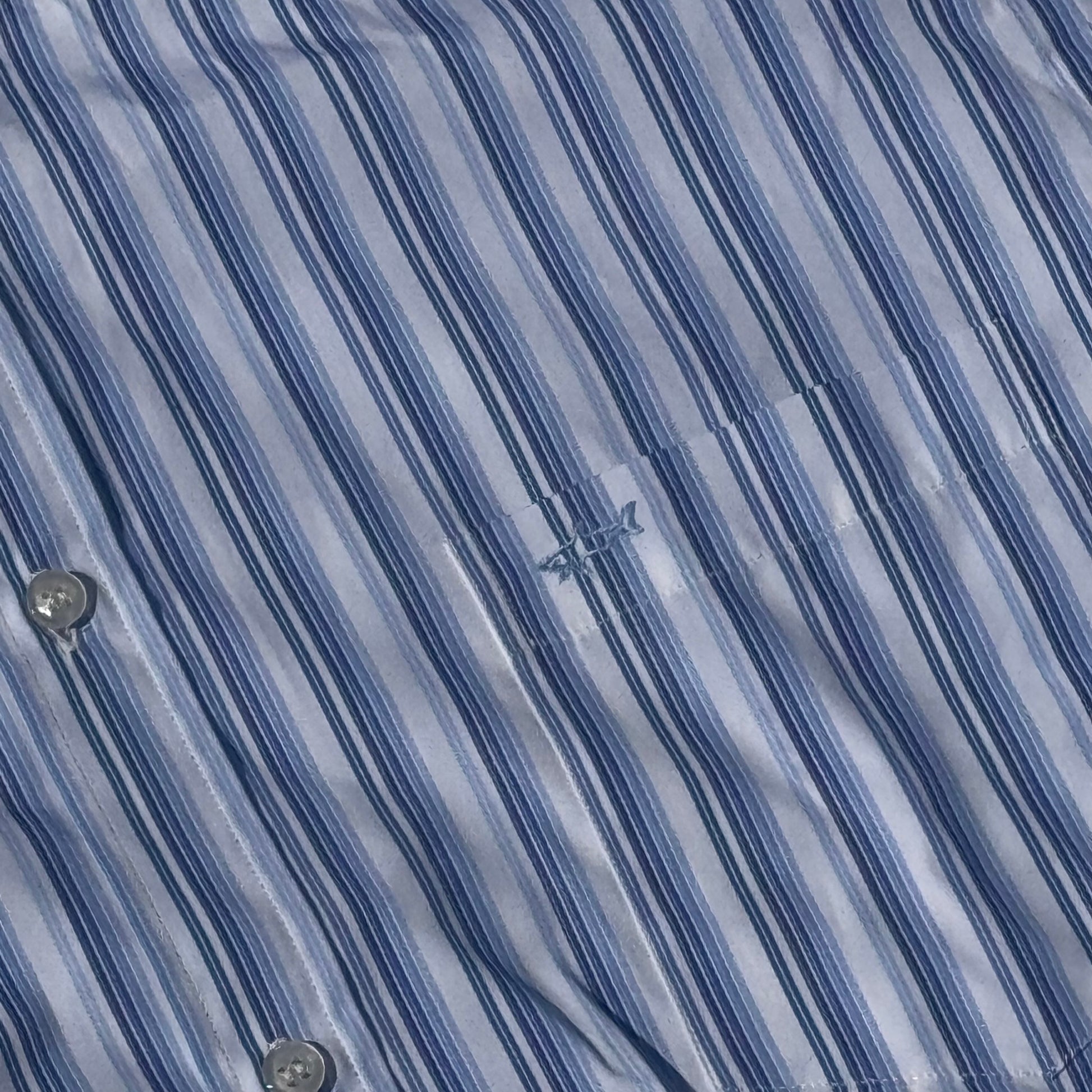Paul & Shark retro blue striped shirt – Close-up 2