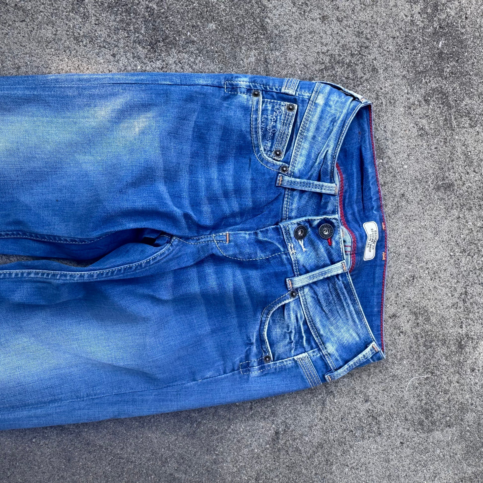 Pepe Jeans bootcut y2k regular waist jeans – Close-up 3