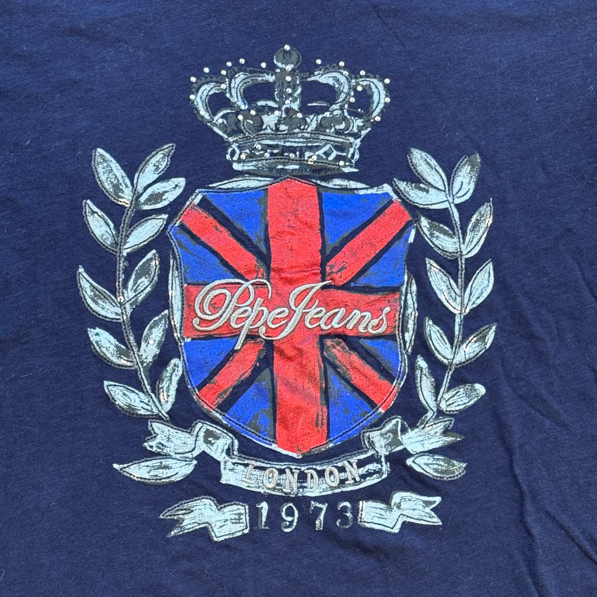 Pepe Jeans rhinestones long sleeve t-shirt – Close-up 1