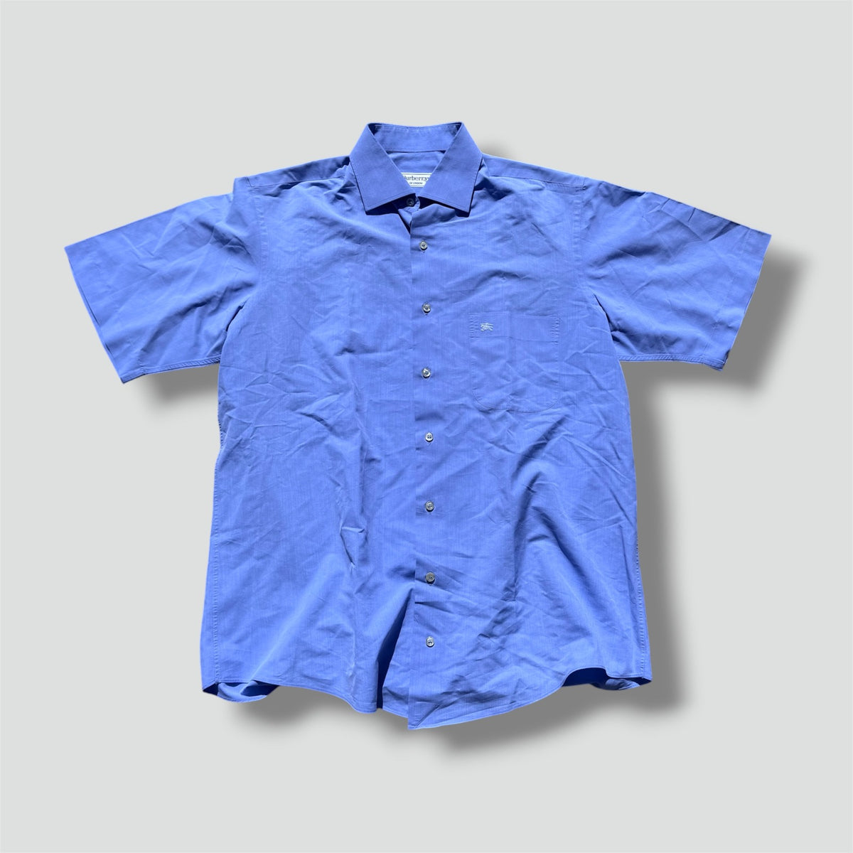 Burberry vintage sky blue loose shirt