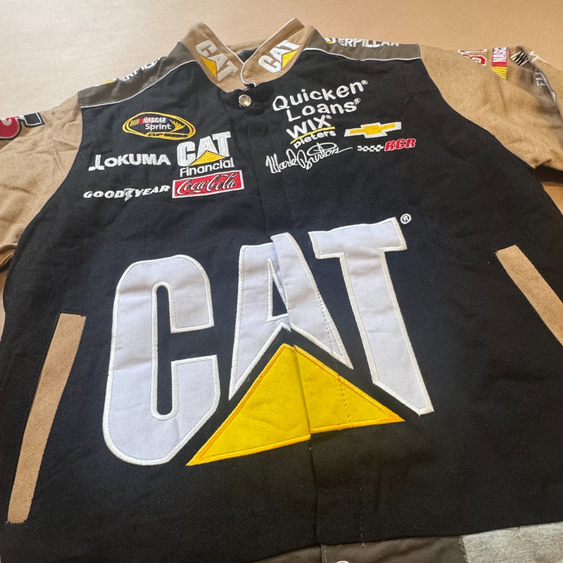 Detailansicht: Sourced limited accessories and clothes CAT 00s streetwear racing jacket – Logo, Nähte oder Material