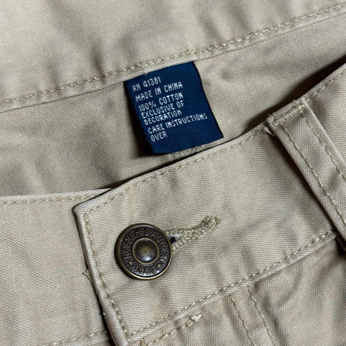 Polo Ralph Lauren classic beige pants – Close-up 3