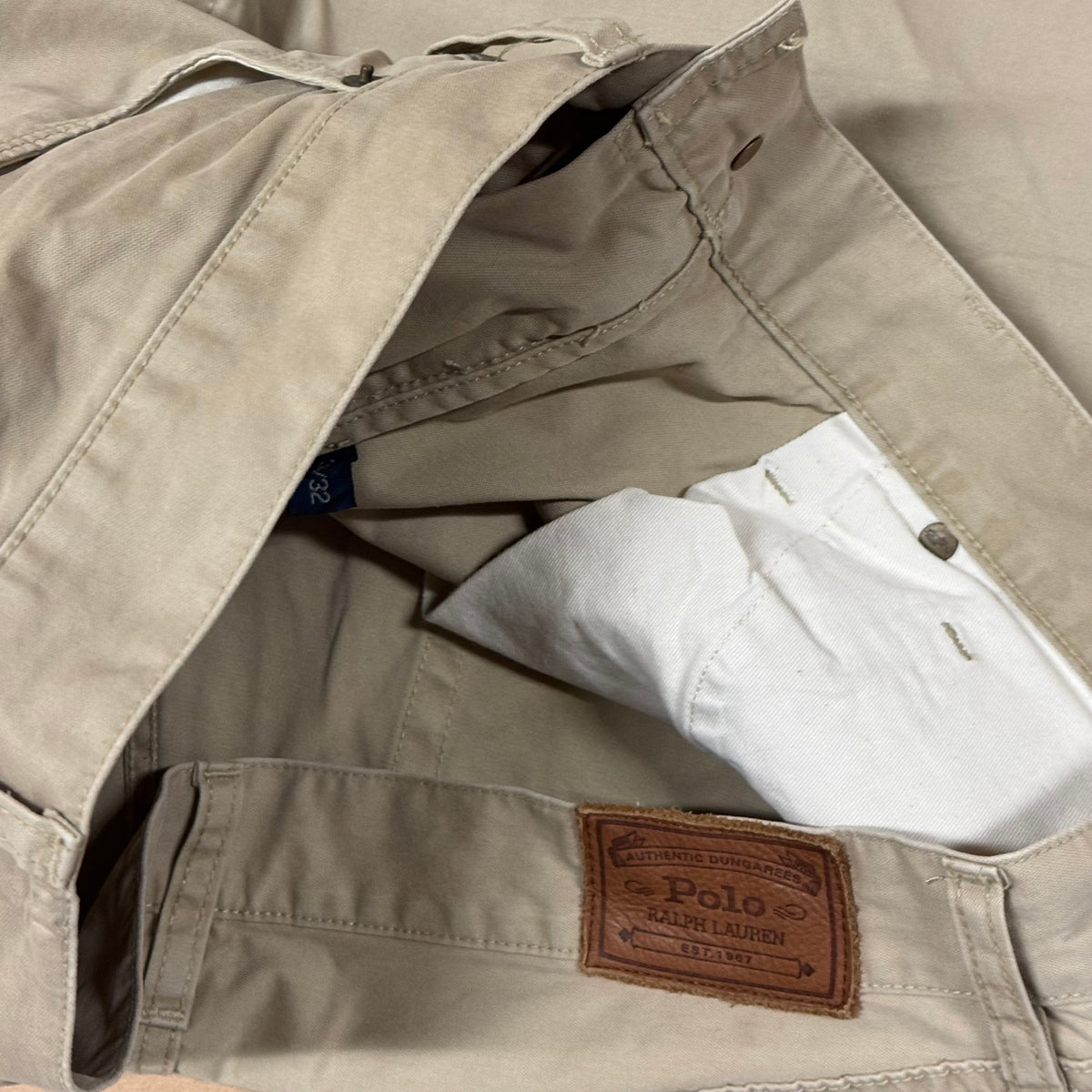 Polo Ralph Lauren classic beige pants – Close-up 4