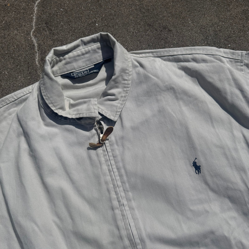 Detailansicht: Sourced limited accessories and clothes Polo Ralph Lauren cream vintage Harrington jacket – Logo, Nähte oder Material