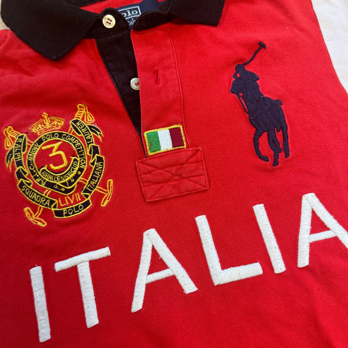 Polo Ralph Lauren Italia red poloshirt – Close-up 1