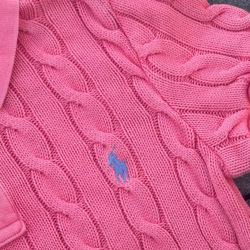 Detailansicht: Sourced limited accessories and clothes Polo Ralph Lauren pink knit slim poloshirt – Logo, Nähte oder Material
