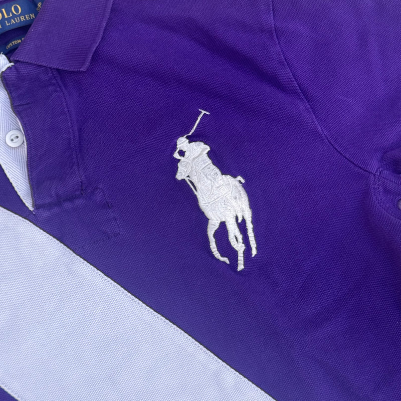 Detailansicht: Sourced limited accessories and clothes Polo Ralph Lauren purple vintage poloshirt – Logo, Nähte oder Material