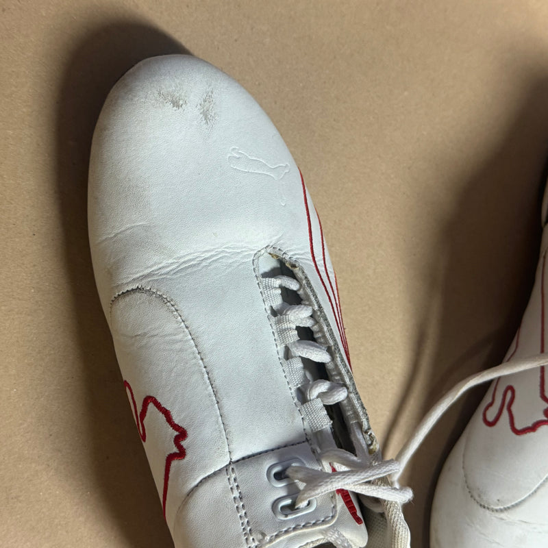 Detailansicht: Sourced limited accessories and clothes Puma Speedcat Ferrari white sneakers – Logo, Nähte oder Material