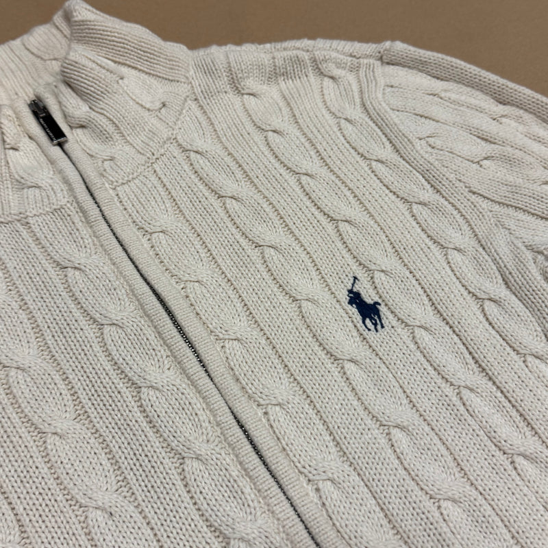 Detailansicht: Sourced limited accessories and clothes Ralph Lauren Sport vintage white knitted jacket – Logo, Nähte oder Material