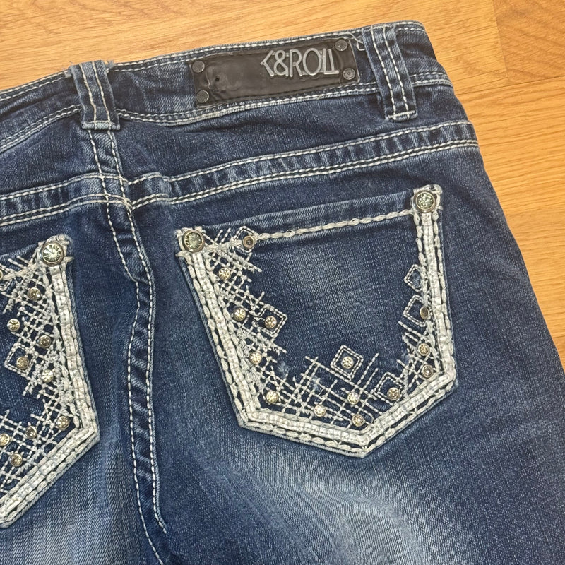 Detailansicht: Sourced limited accessories and clothes Rock and Roll y2k bootcut retro jeans – Logo, Nähte oder Material