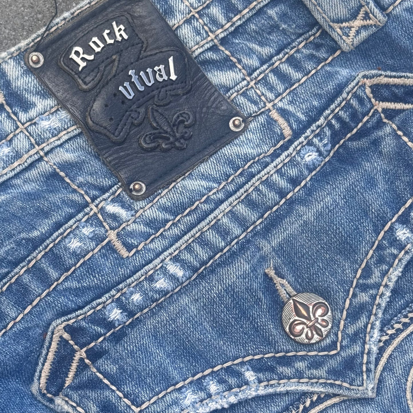 Rock Revival vintage baggy retro jeans – Close-up 4