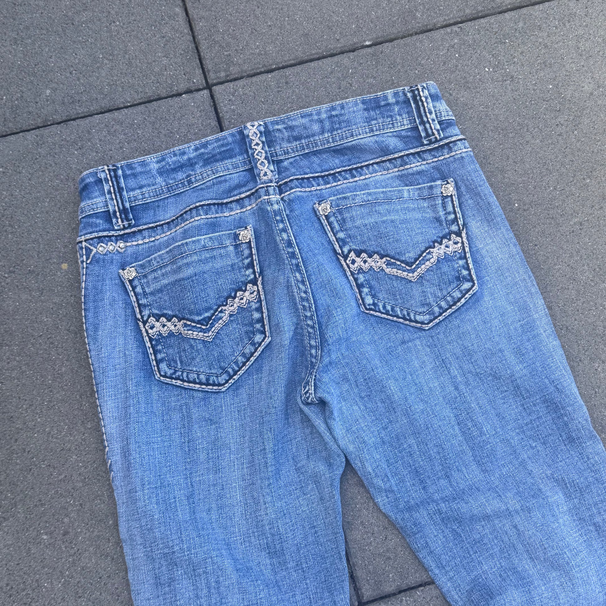Rose Royce y2k bootcut vintage jeans – Close-up 1