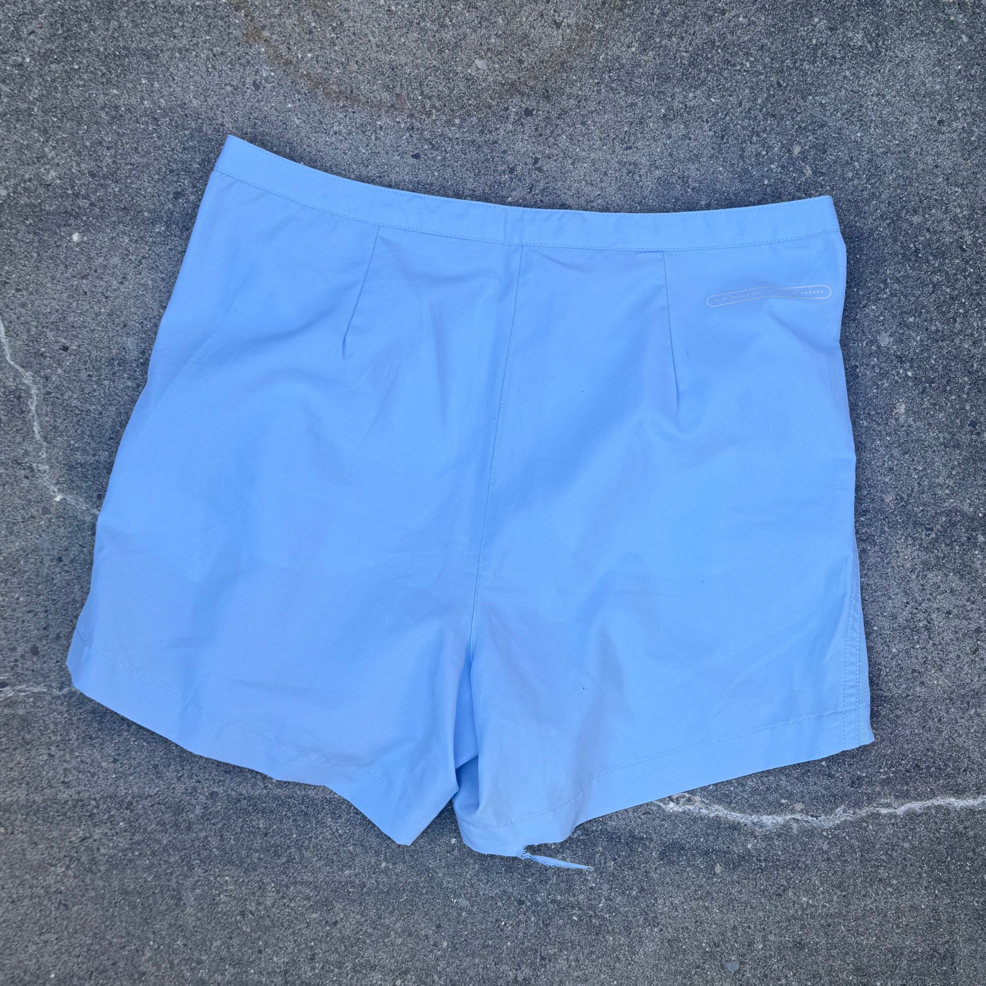 Sergio Tacchini skyblue womens tennis short – Close-up 2