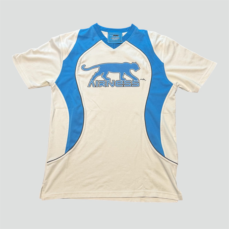 Sourced limited accessories and clothes Streetwear style Airness vintage t-shirt – Secondhand Streetwear