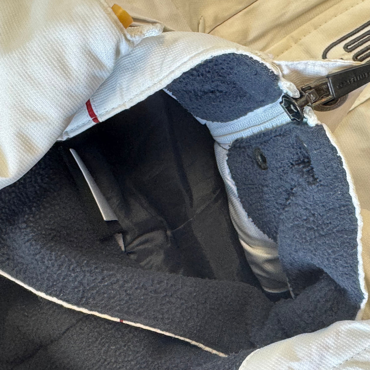 Streetwear style Umbro winter jacket – Close-up 3