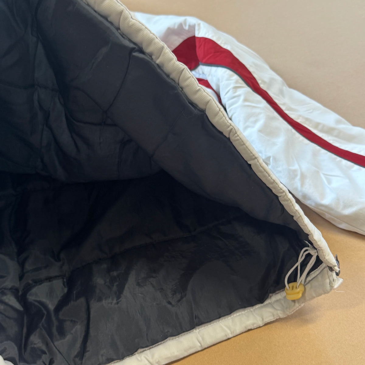 Streetwear style Umbro winter jacket – Close-up 5