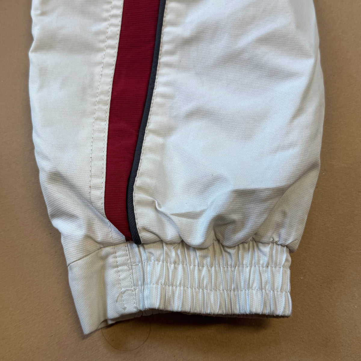 Streetwear style Umbro winter jacket – Close-up 6
