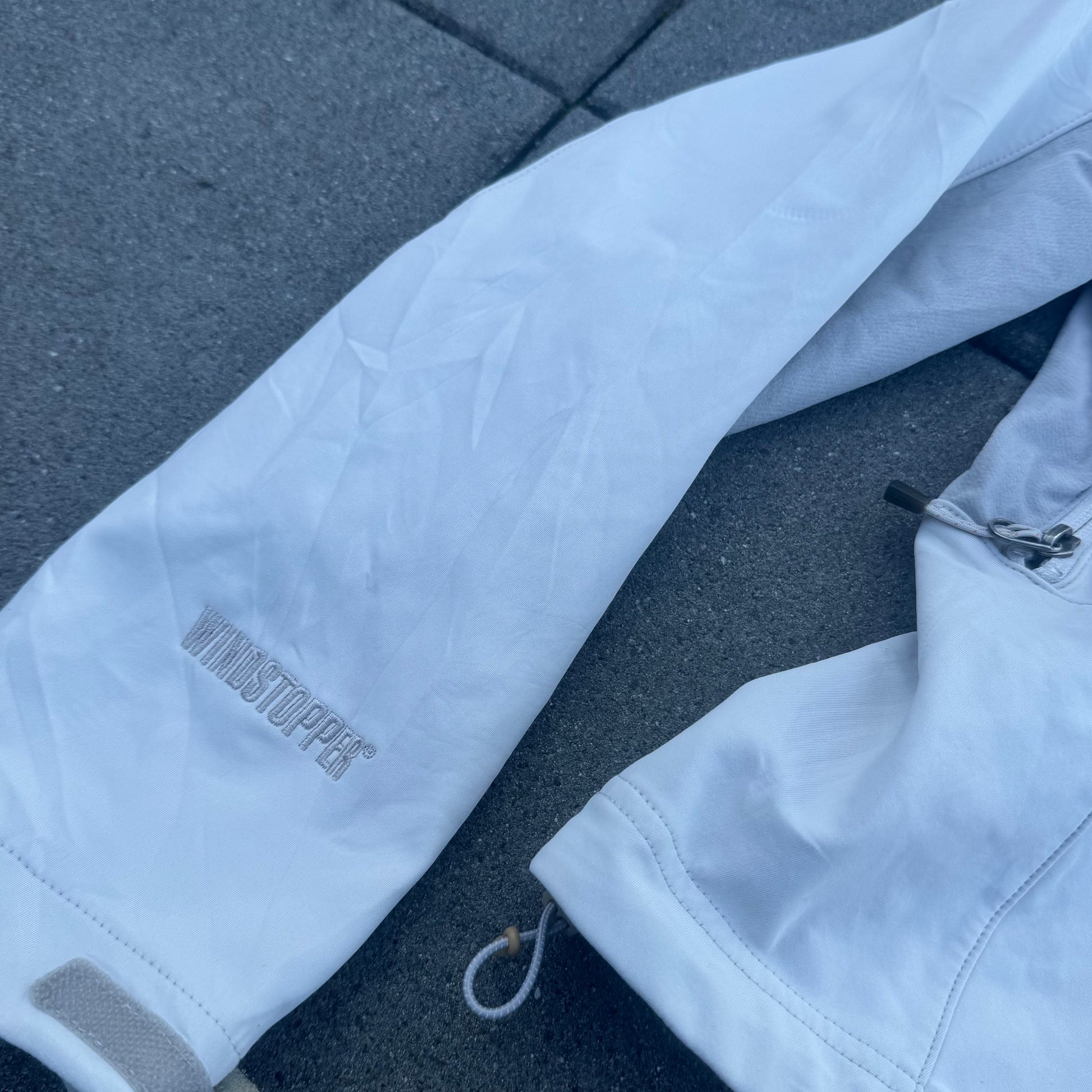 The North Face Flight Series wind jacket – Close-up 4