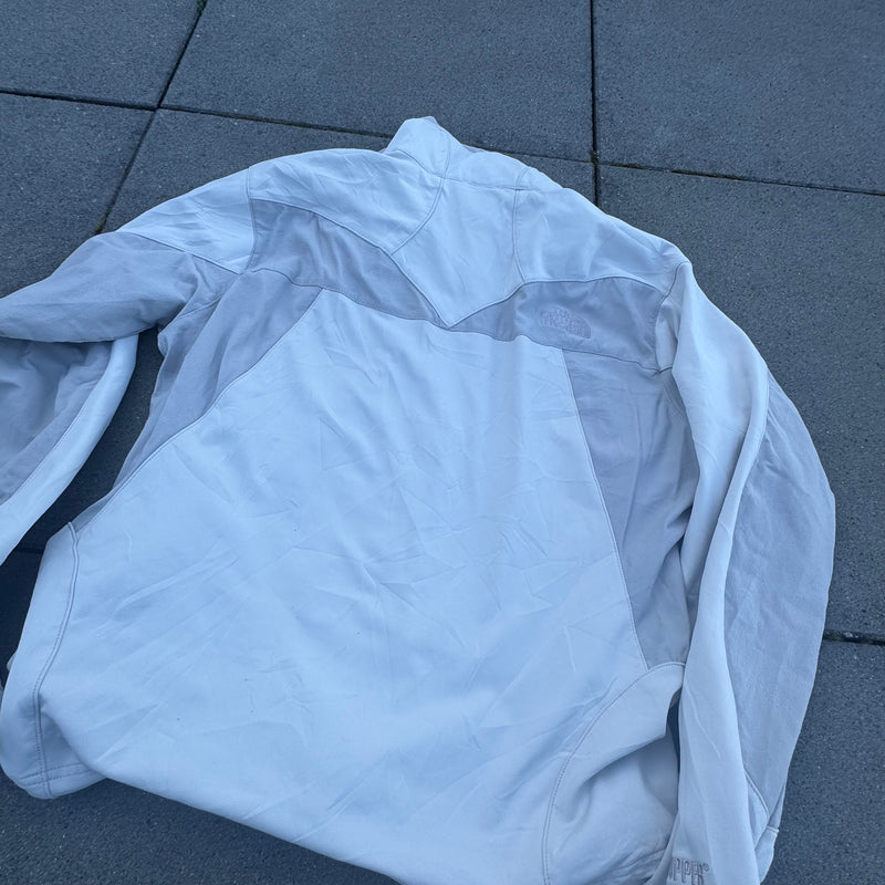 Detailansicht: Sourced limited accessories and clothes The North Face Flight Series wind jacket – Logo, Nähte oder Material