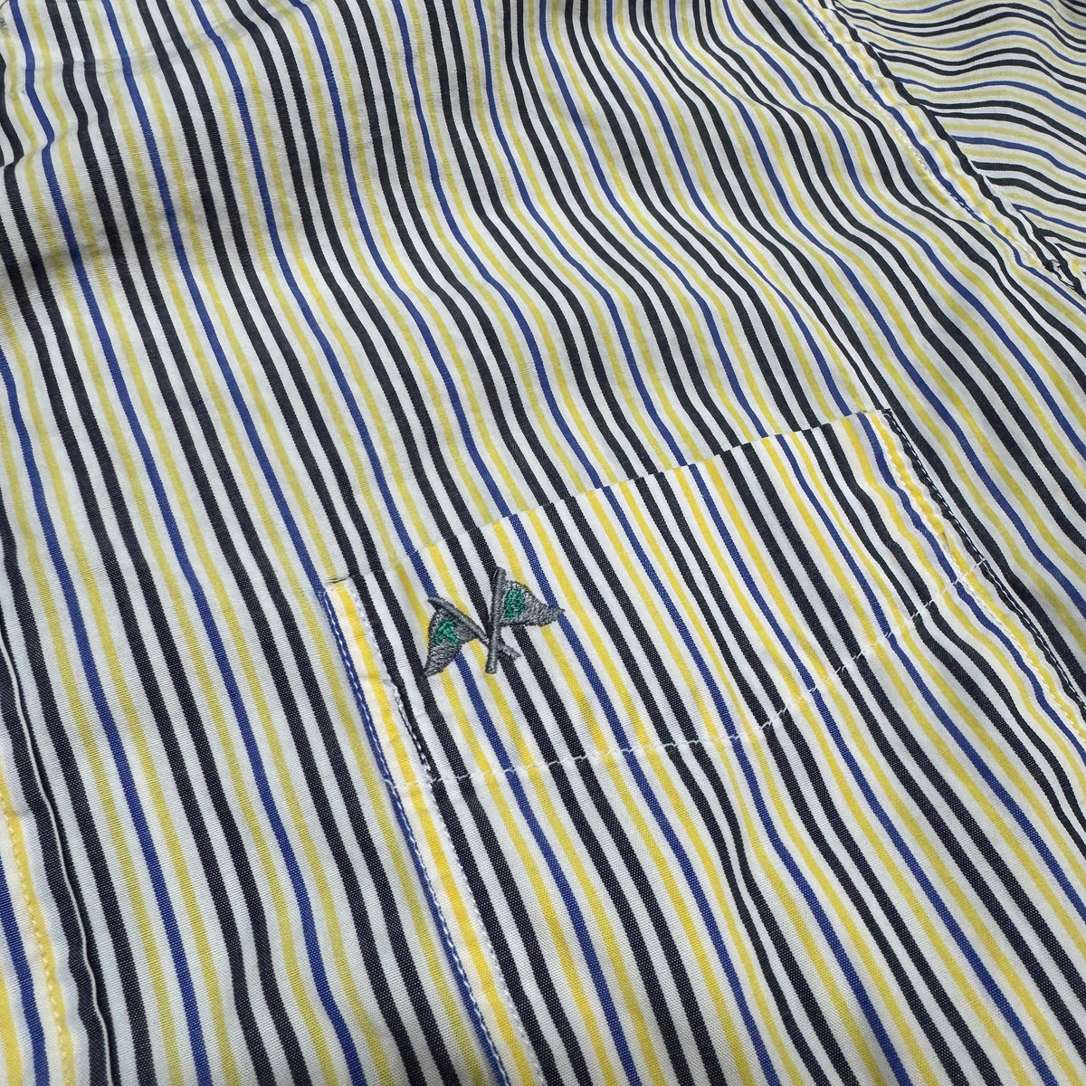 Thomas Burberry vintage striped chemise – Close-up 2