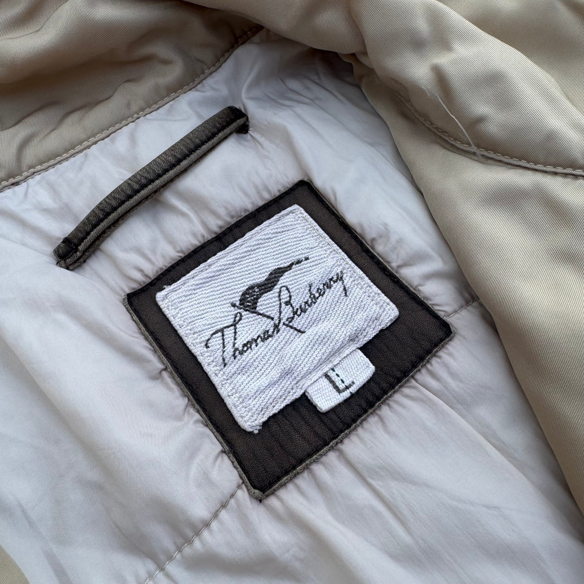 Thomas Burberry womens transitional jacket – Close-up 2