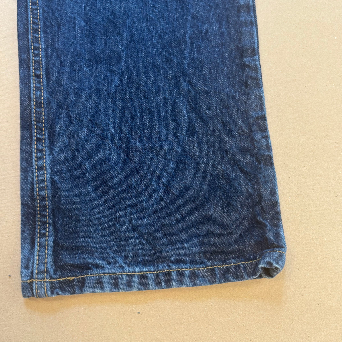Tommy Hilfiger baggy vintage jeans – Close-up 4