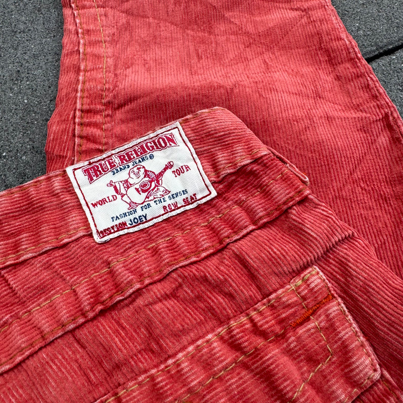 Detailansicht: Sourced limited accessories and clothes True Religion Y2K orange wide leg pants – Logo, Nähte oder Material