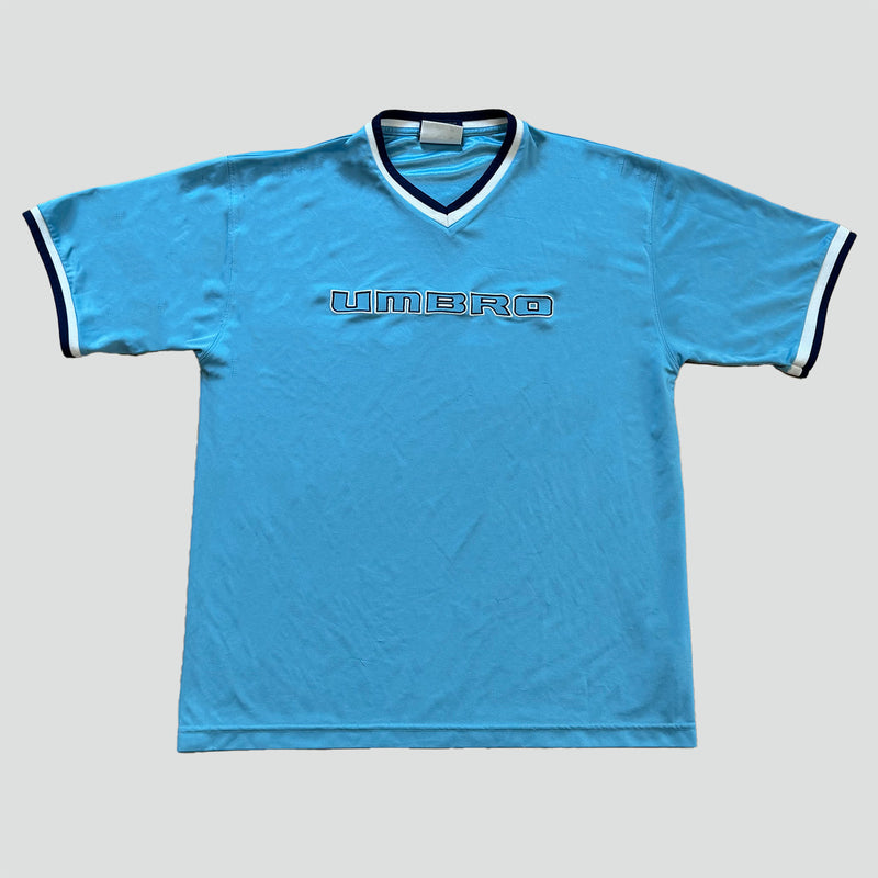 Sourced limited accessories and clothes Umbro t-shirt in baby-blue – Secondhand Streetwear
