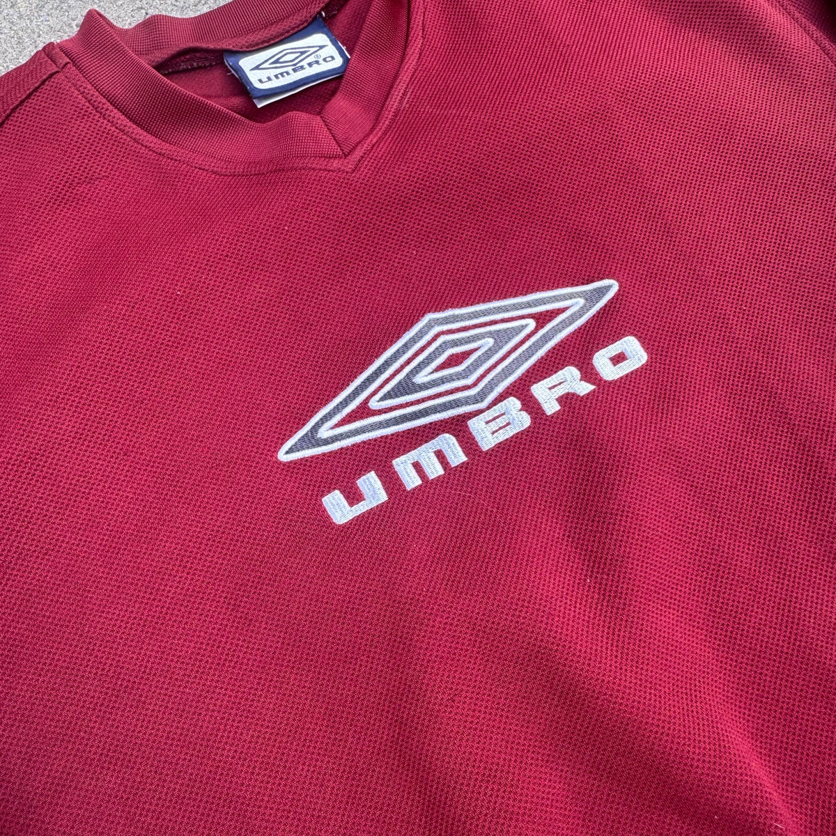 Umbro vintage burgundy retro sweatshirt – Close-up 2