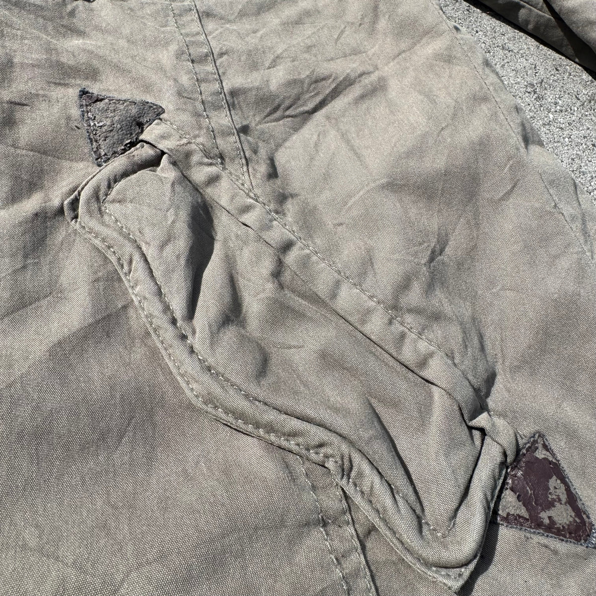 Unique Evisu green raincoat – Close-up 5
