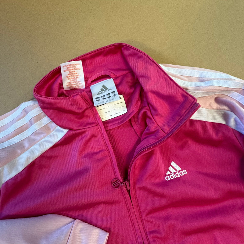 Detailansicht: Sourced limited accessories and clothes Vintage Adidas track set (jacket and pants) – Logo, Nähte oder Material