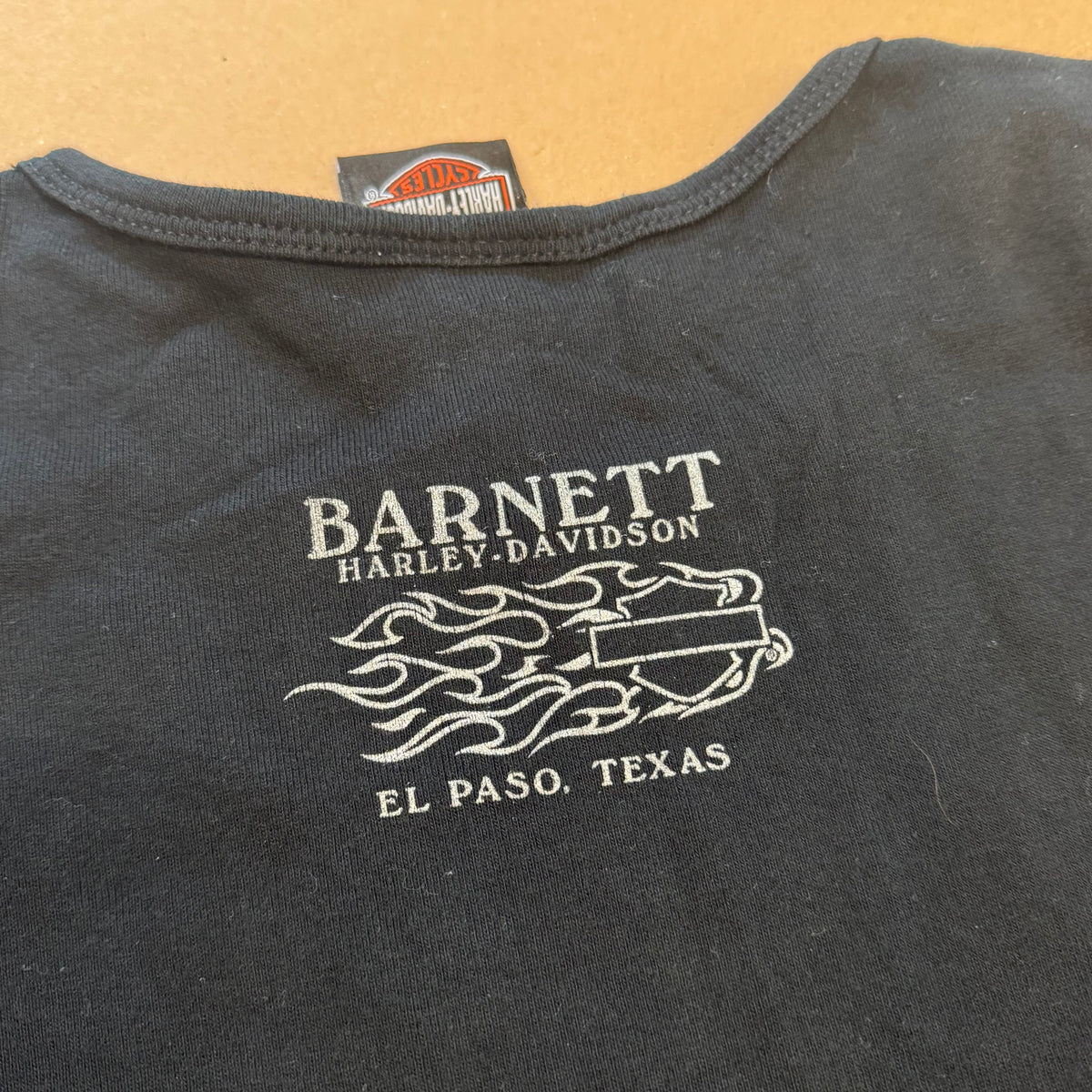Vintage black Harley Davidson "Barnett" t-shirt – Close-up 3