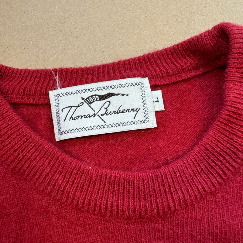 Detailansicht: Sourced limited accessories and clothes Vintage Burberry red lambswool sweatshirt – Logo, Nähte oder Material
